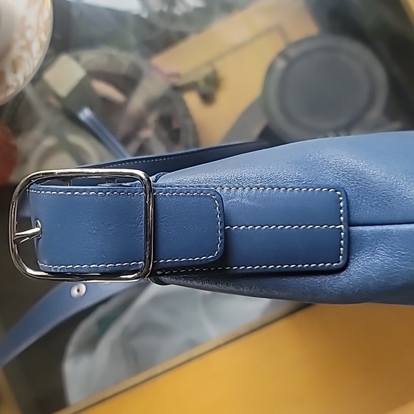 Vintage Coach Slim Legacy Blue Leather Duffle - Picture 8 of 11